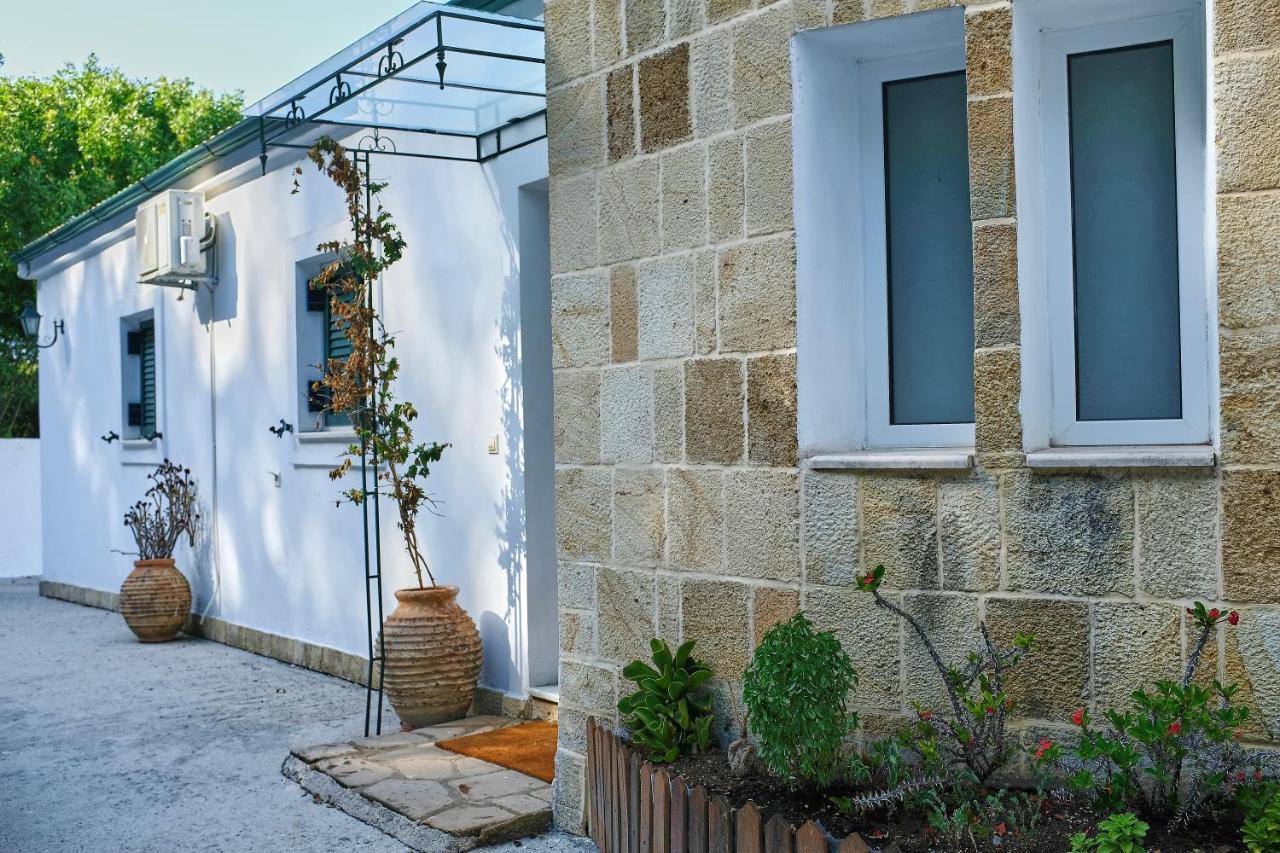 Villa Boukari Chlomos المظهر الخارجي الصورة