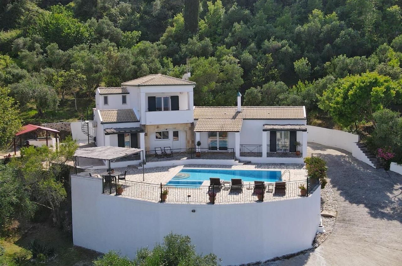 Villa Boukari Chlomos المظهر الخارجي الصورة